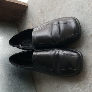 Ecco Shoes